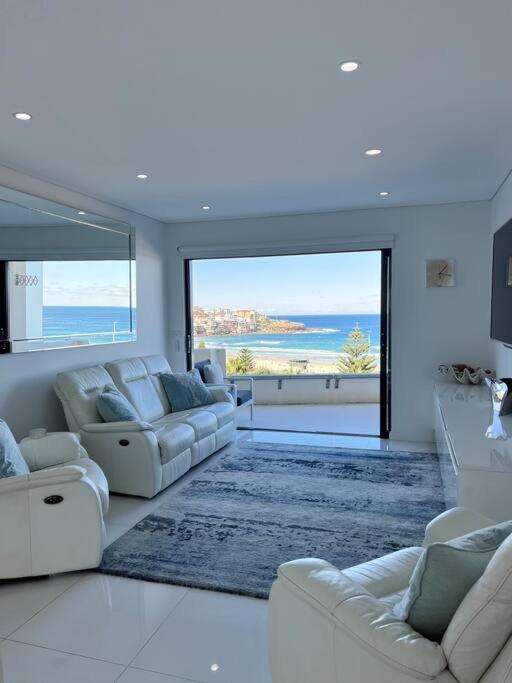 Bondi Beach Waves Beachfront Apartment سيدني المظهر الخارجي الصورة