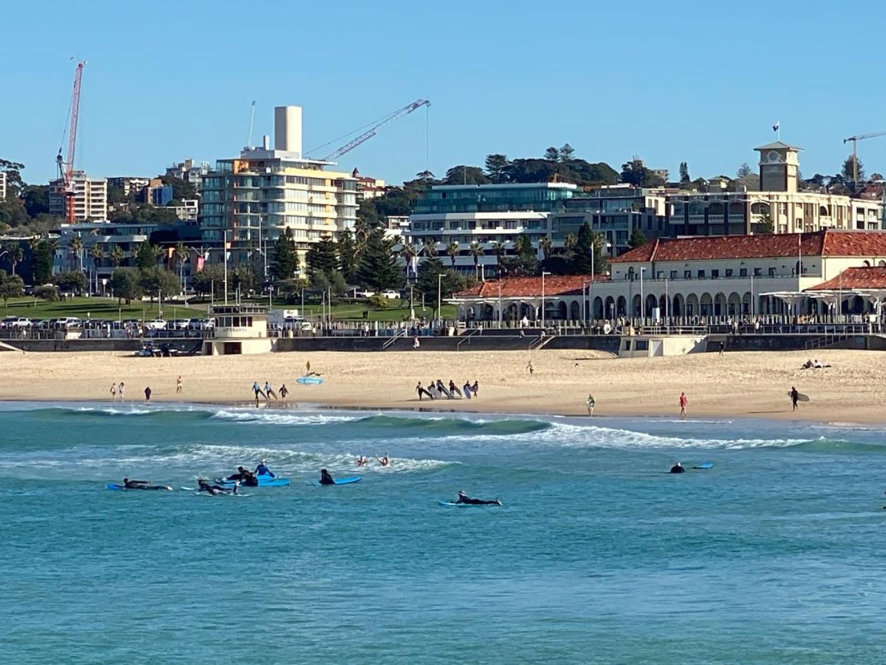Bondi Beach Waves Beachfront Apartment سيدني المظهر الخارجي الصورة